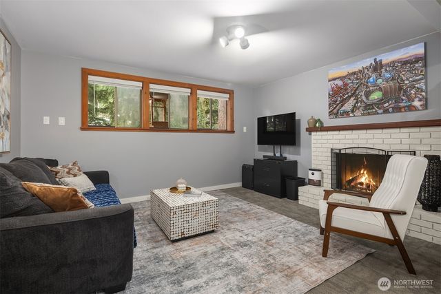 7109 NE 149th Court, Kenmore, WA 98028