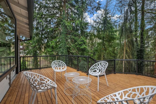 7109 NE 149th Court, Kenmore, WA 98028