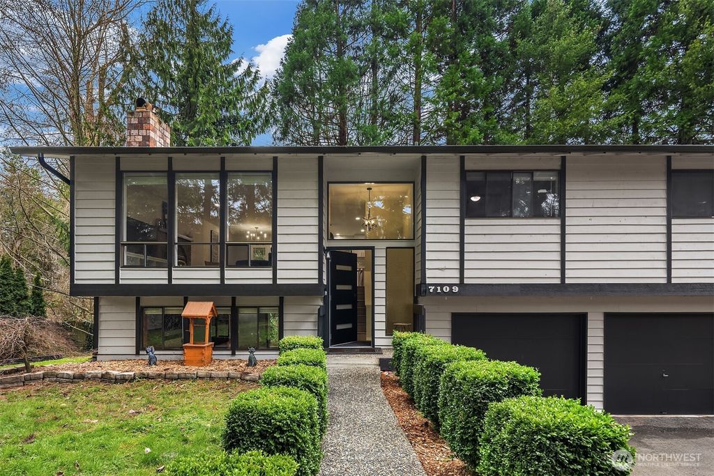 7109 NE 149th Court, Kenmore, WA 98028