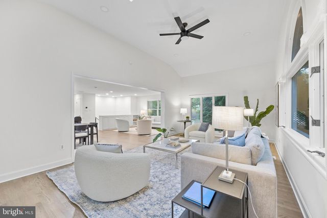 5610 SHADE TREE LN, Alexandria, VA 22310