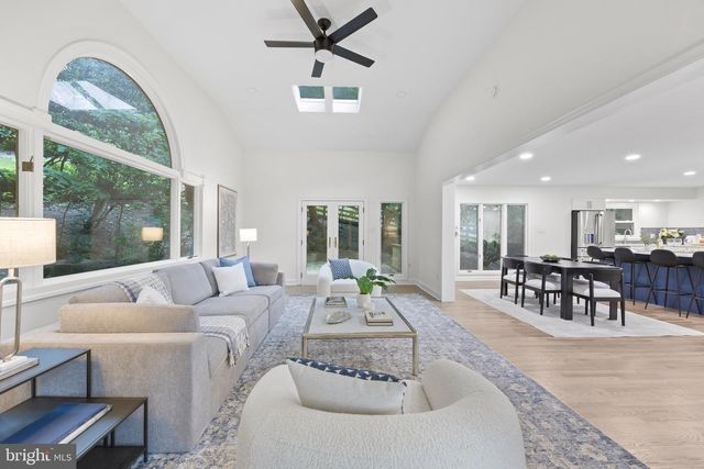 5610 SHADE TREE LN, Alexandria, VA 22310