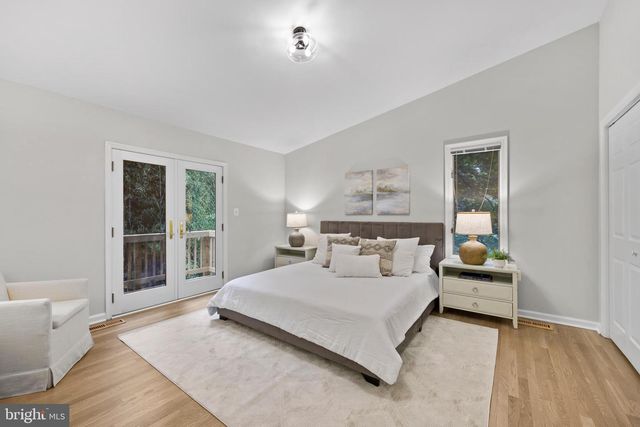 5610 SHADE TREE LN, Alexandria, VA 22310