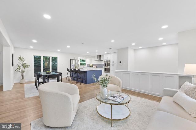 5610 SHADE TREE LN, Alexandria, VA 22310