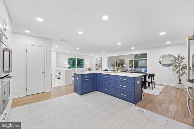 5610 SHADE TREE LN, Alexandria, VA 22310