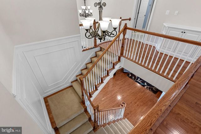 15806 WATERFORD CREEK CIR, Hamilton, VA 20158