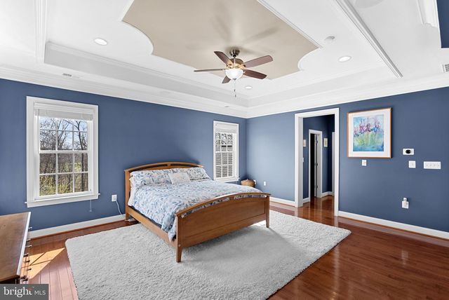 15806 WATERFORD CREEK CIR, Hamilton, VA 20158