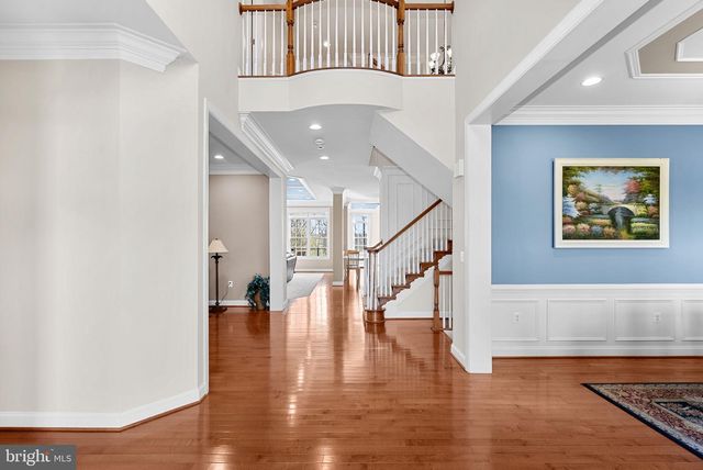 15806 WATERFORD CREEK CIR, Hamilton, VA 20158