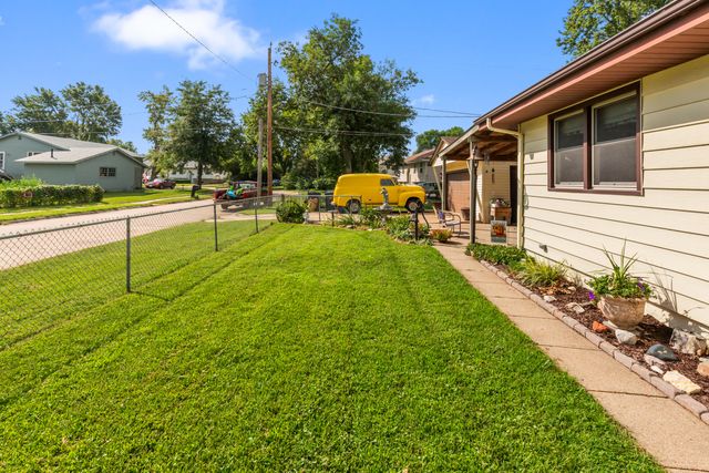 3001 35TH Avenue, Council Bluffs, IA 51501