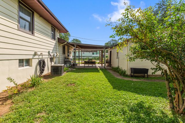 3001 35TH Avenue, Council Bluffs, IA 51501