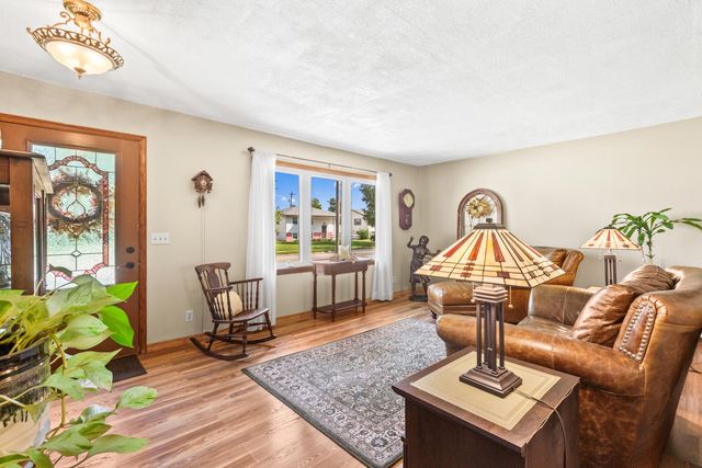 3001 35TH Avenue, Council Bluffs, IA 51501