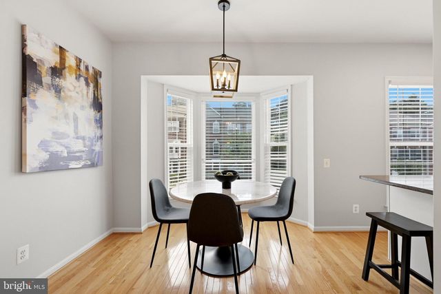 13928 GOTHIC DR, Centreville, VA 20121