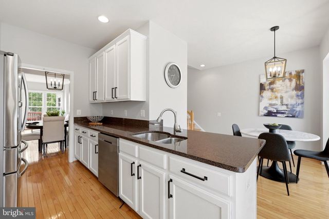 13928 GOTHIC DR, Centreville, VA 20121