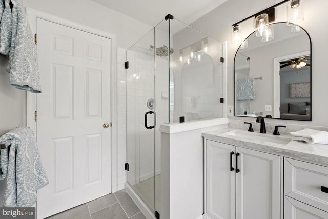 13928 GOTHIC DR, Centreville, VA 20121