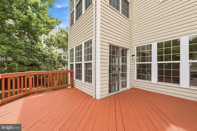 13928 GOTHIC DR, Centreville, VA 20121