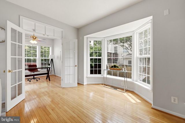 13928 GOTHIC DR, Centreville, VA 20121