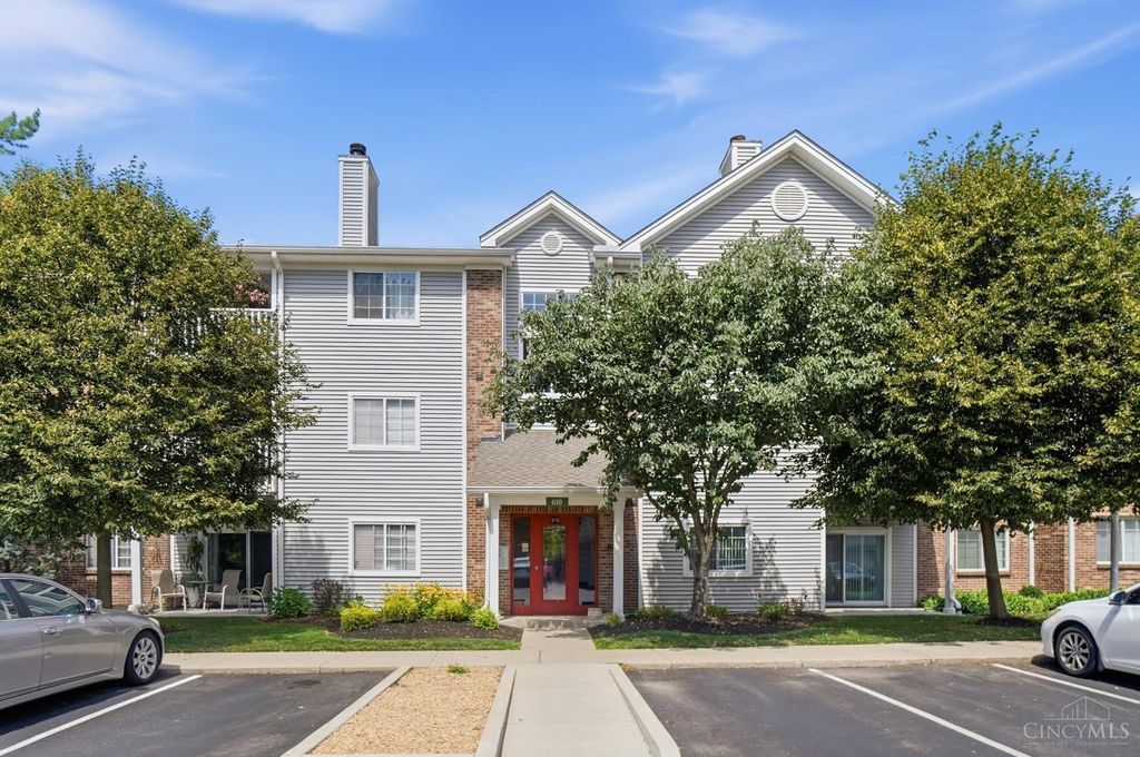 610 Carrington Place, Loveland, OH 45140