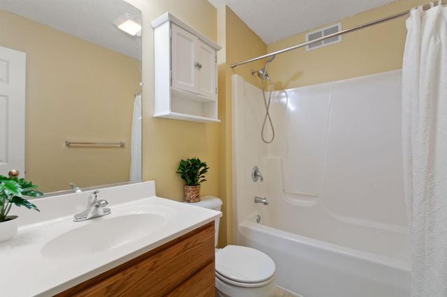 114006 Hundertmark Road, Chaska, MN 55318