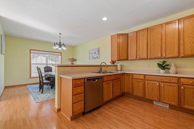 114006 Hundertmark Road, Chaska, MN 55318
