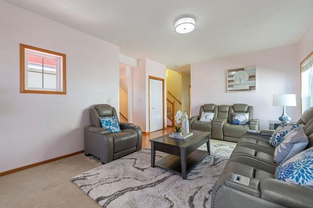 114006 Hundertmark Road, Chaska, MN 55318