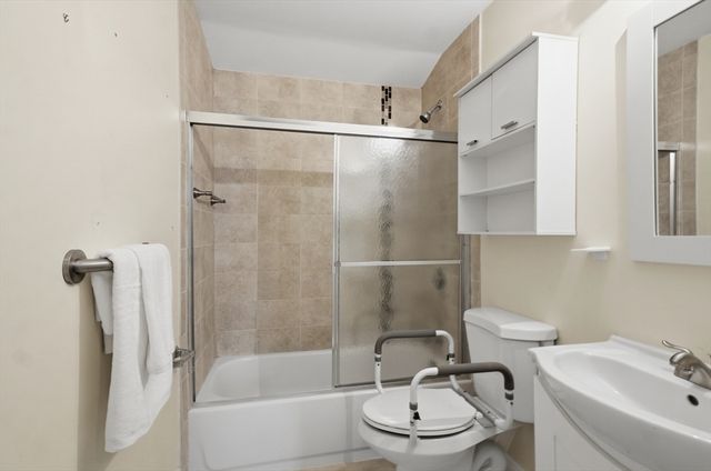 107 Grant Street, Lynn, MA 01902
