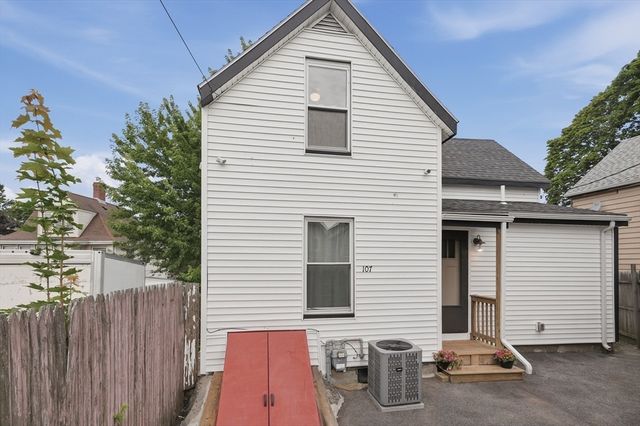 107 Grant Street, Lynn, MA 01902