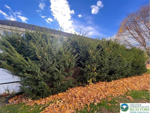 814 Charles Street, Luzerne, PA 18709