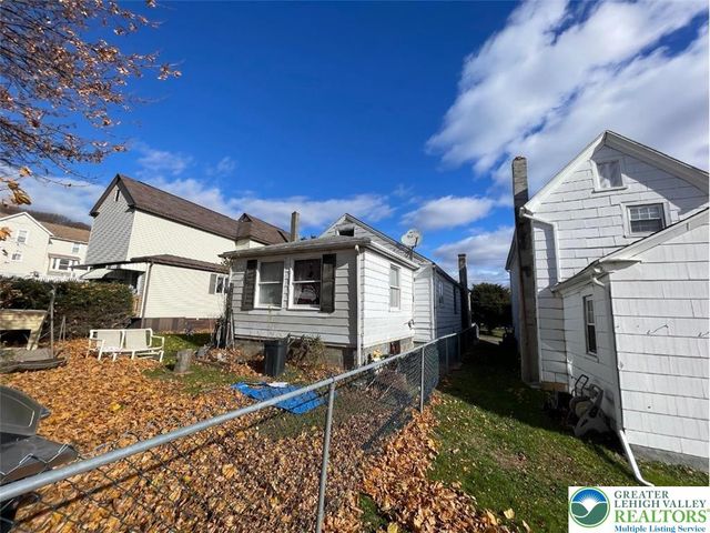 814 Charles Street, Luzerne, PA 18709