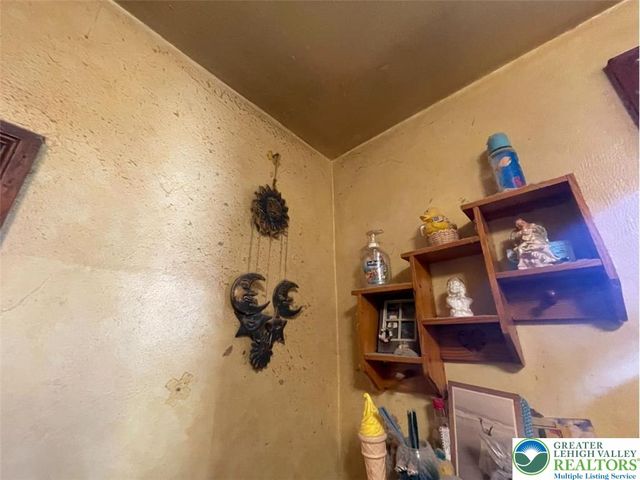 814 Charles Street, Luzerne, PA 18709