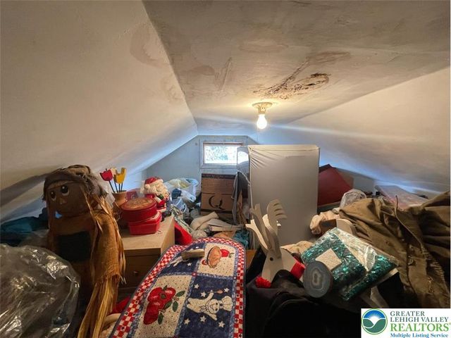 814 Charles Street, Luzerne, PA 18709