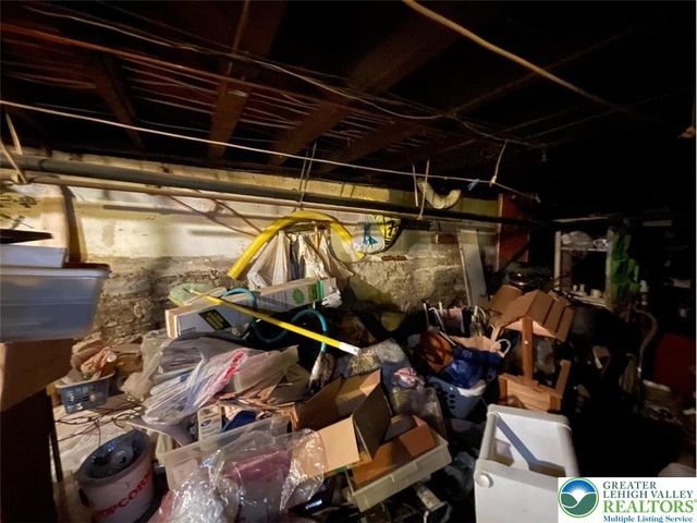 814 Charles Street, Luzerne, PA 18709