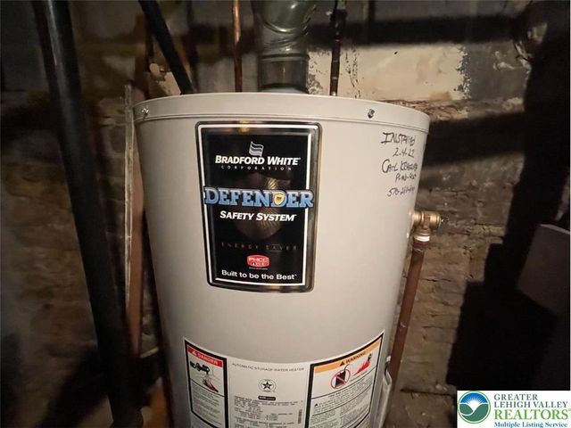 814 Charles Street, Luzerne, PA 18709