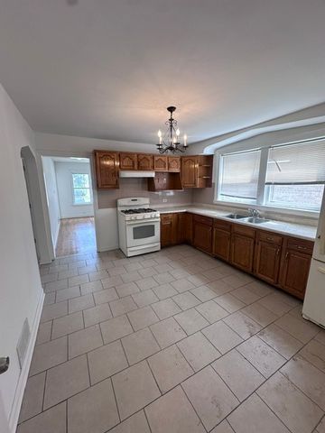 6204 S Mcvicker Avenue 1F, Chicago, IL 60638