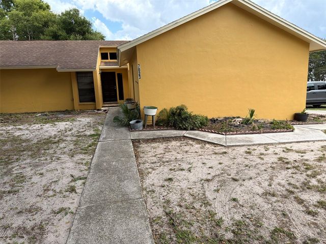 7023 FOX CHASE DRIVE, Lakeland, FL 33810