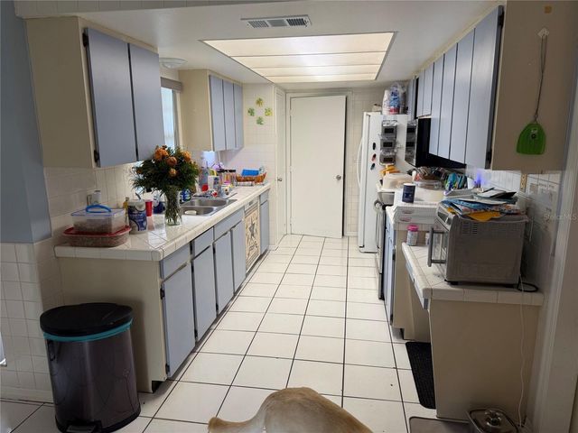 7023 FOX CHASE DRIVE, Lakeland, FL 33810