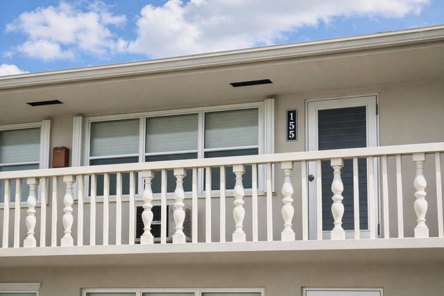 155 Sussex H, West Palm Beach, FL 33417