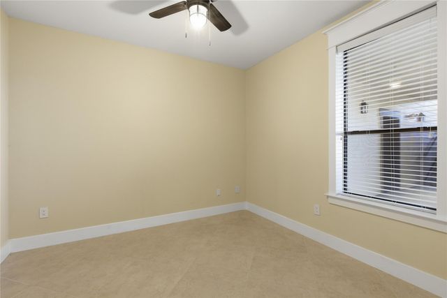 17700 Edgewood WAY 101, Jonestown, TX 78645