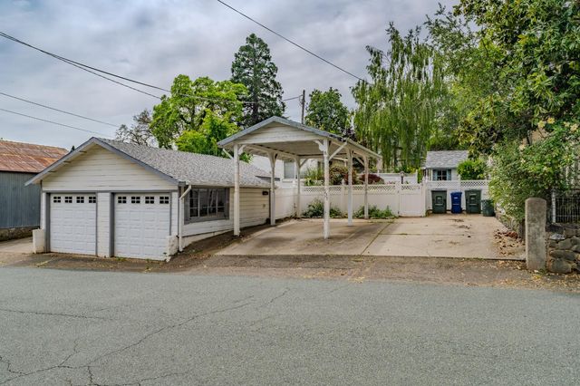 440 Stasal Ave, Jackson, CA 95642