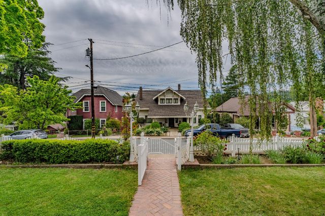 440 Stasal Ave, Jackson, CA 95642