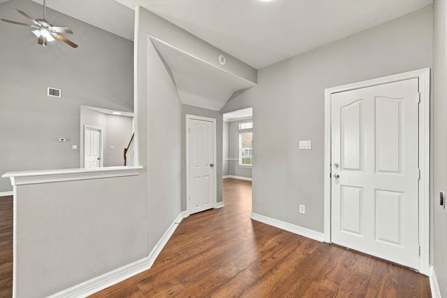 13911 Martinique Lane, Mont Belvieu, TX 77523