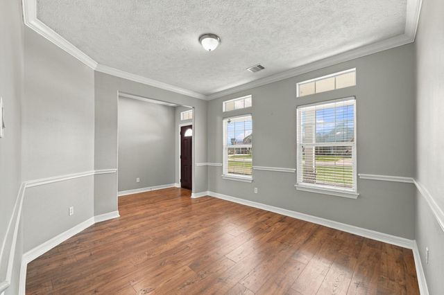 13911 Martinique Lane, Mont Belvieu, TX 77523