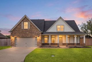 13911 Martinique Lane, Mont Belvieu, TX 77523