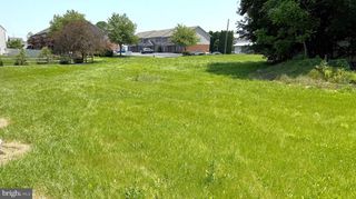 88 REAGAN DR, Ephrata, PA 17522