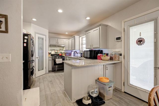 8605 Arlington Drive, Oklahoma City, OK 73132