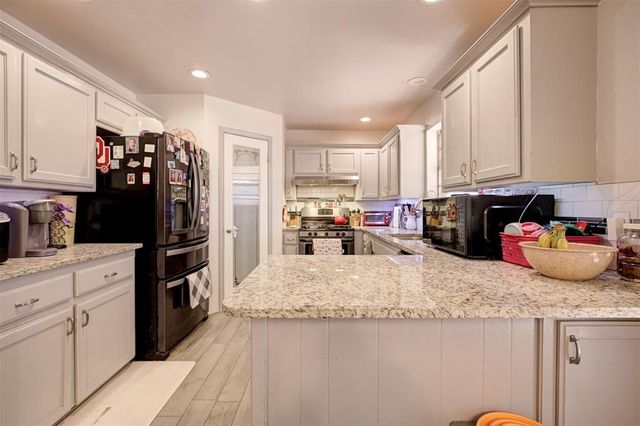 8605 Arlington Drive, Oklahoma City, OK 73132