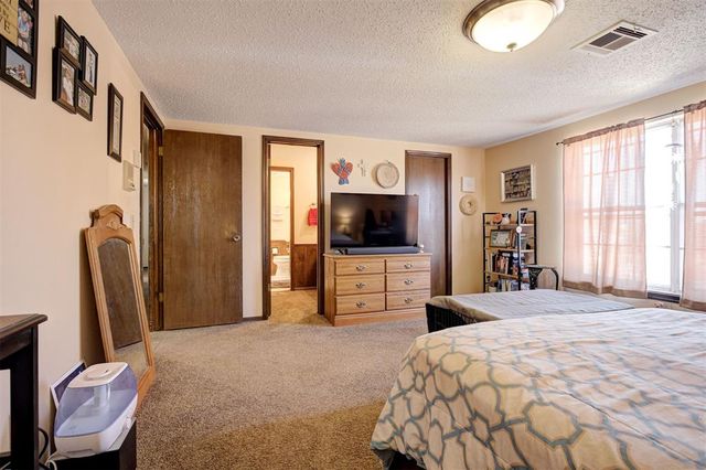 8605 Arlington Drive, Oklahoma City, OK 73132