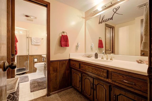 8605 Arlington Drive, Oklahoma City, OK 73132