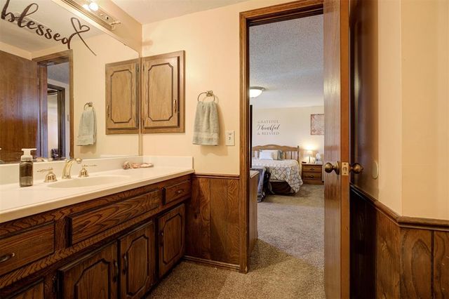 8605 Arlington Drive, Oklahoma City, OK 73132