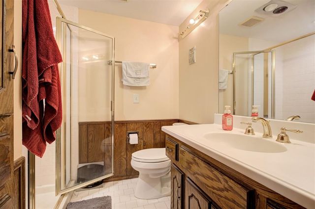 8605 Arlington Drive, Oklahoma City, OK 73132