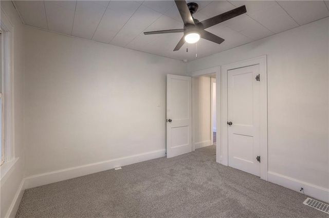 2434 S Sterling Avenue, Independence, MO 64052