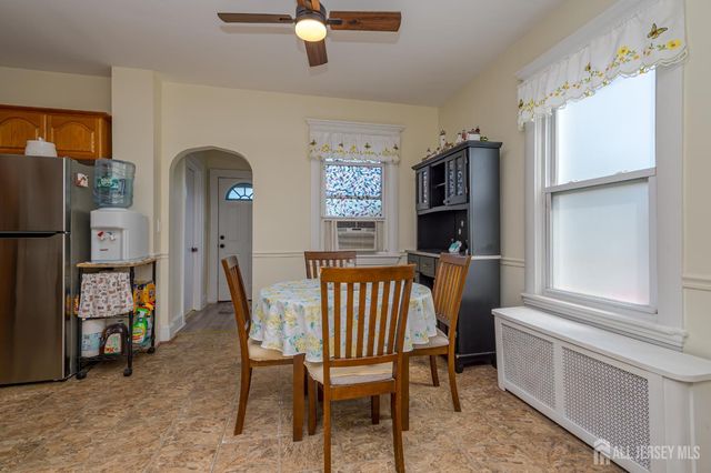 20 S 1st Street S, Fords, NJ 08863
